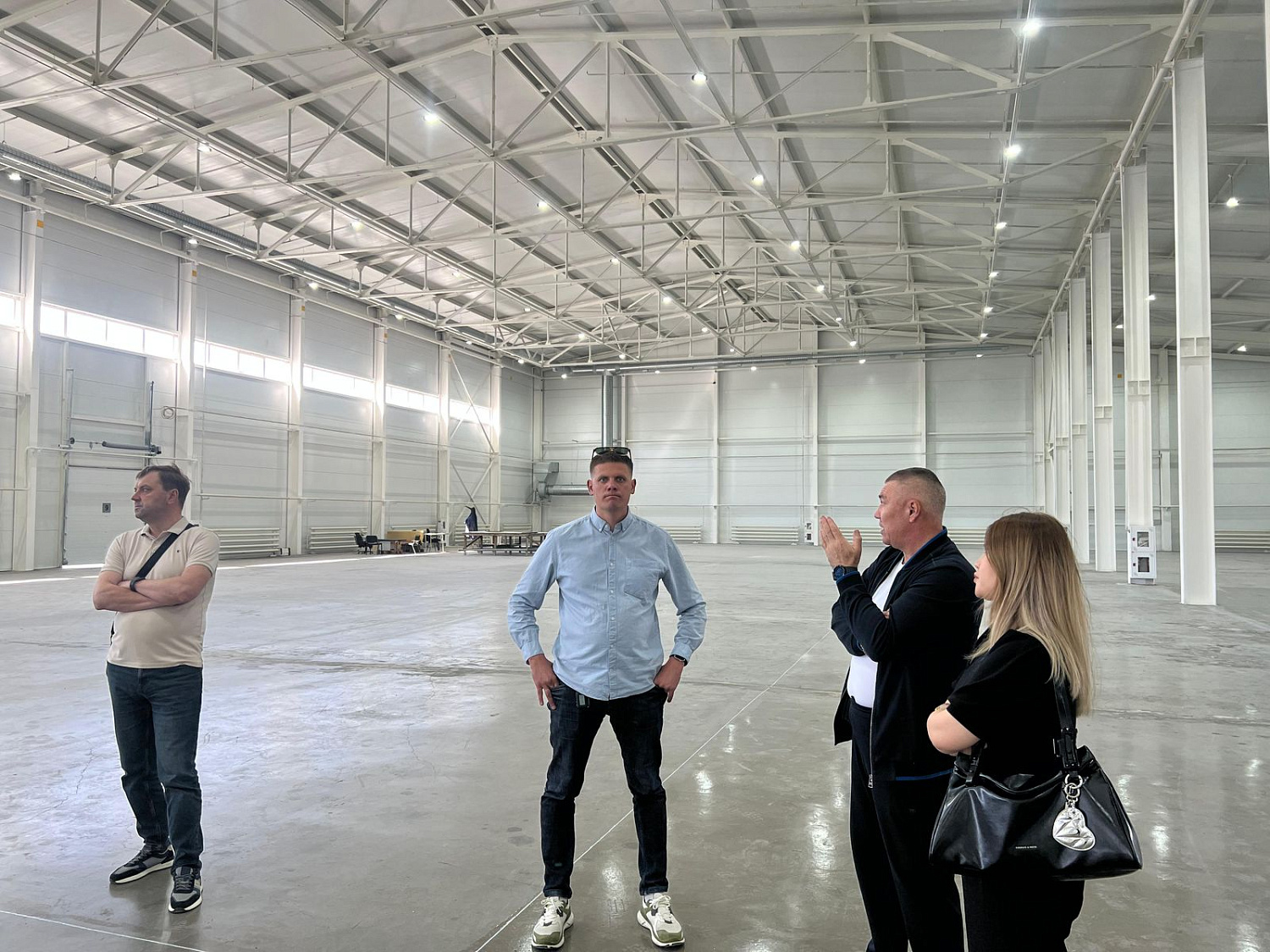 С 21 по 22 мая 2025 года Центр обслуживания инвесторов организовал визит и сопровождение представителей южнокорейской компании THN Corporation